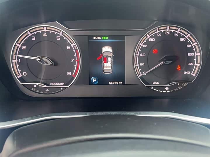 Фото 4 - Geely Coolray