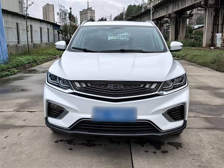 Фото 5 - Geely Coolray