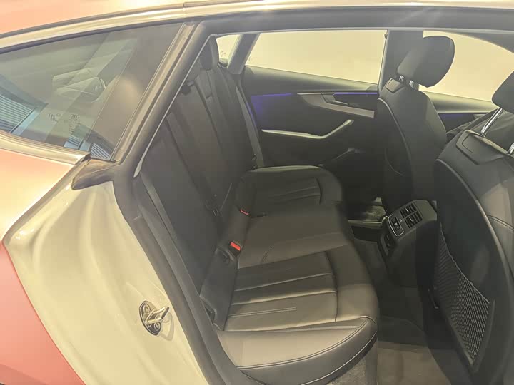 Фото 15 - Audi A5