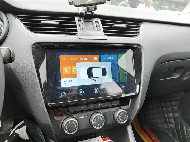 Фото 13 - Skoda Octavia Pro