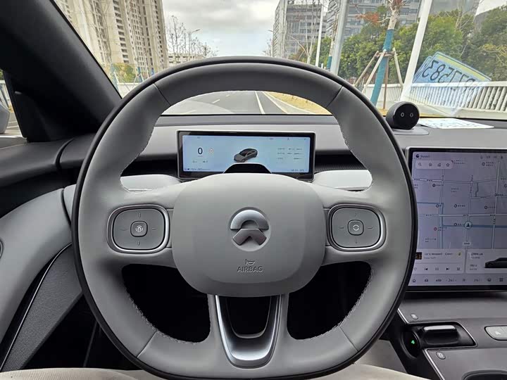 Фото 3 - Nio ET5