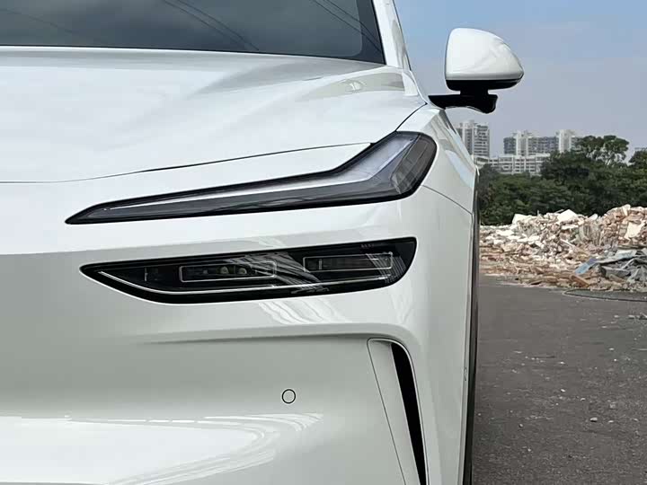 Фото 7 - Nio Onvo L60