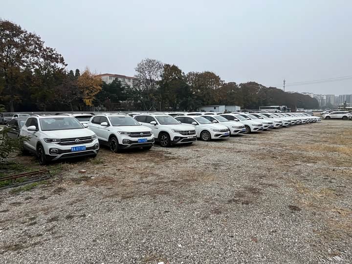 Фото 11 - Volkswagen Tacqua