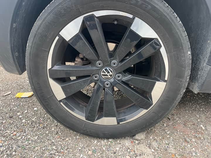 Фото 8 - Volkswagen Tacqua