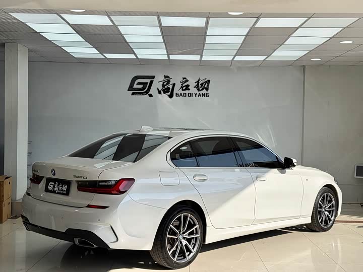 Фото 29 - BMW 3 Series