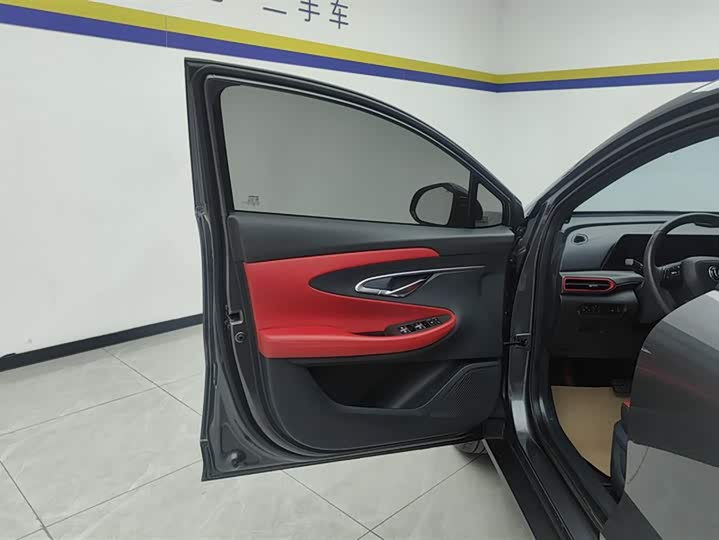 Фото 7 - Changan UNI-T