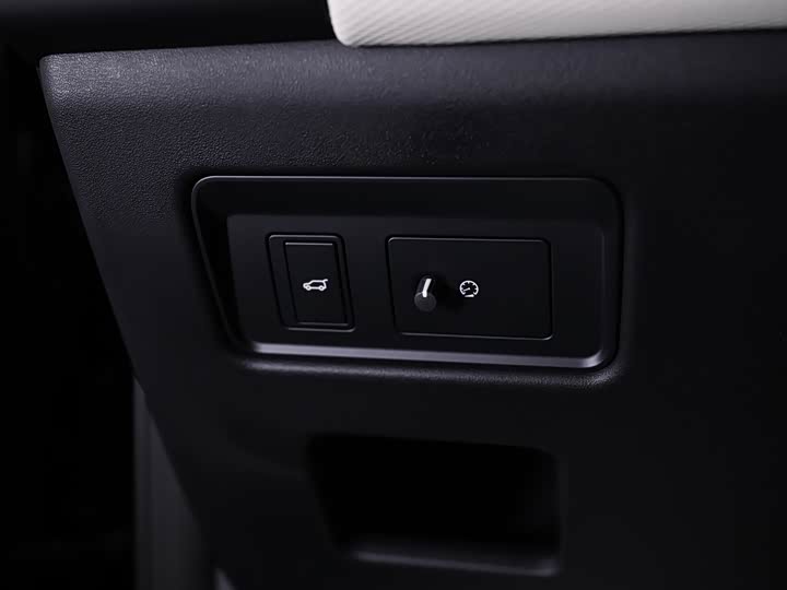 Фото 15 - Land Rover Discovery