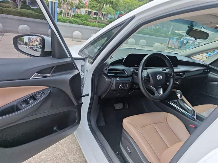 Фото 7 - Buick GL6