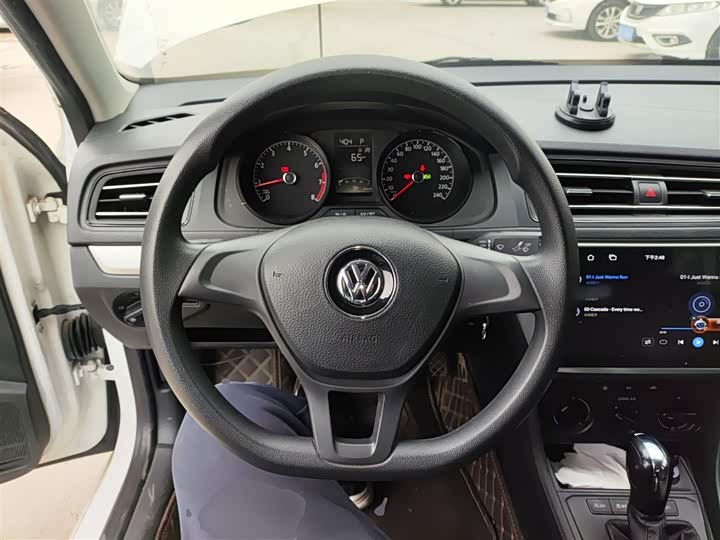 Фото 11 - Volkswagen Lavida