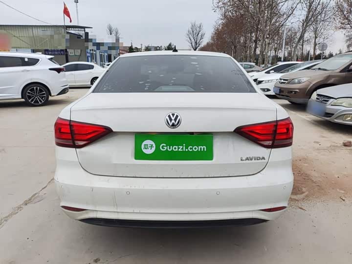 Фото 6 - Volkswagen Lavida