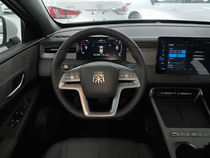 Фото 11 - BYD Qin Plus