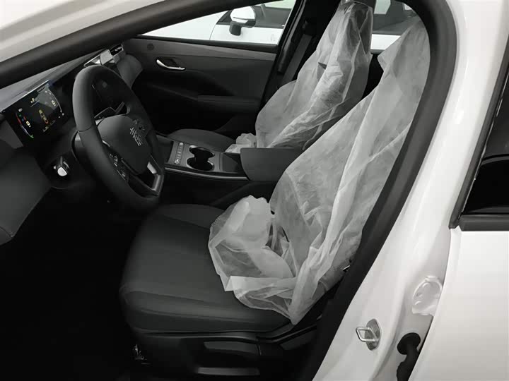 Фото 15 - BYD Qin Plus