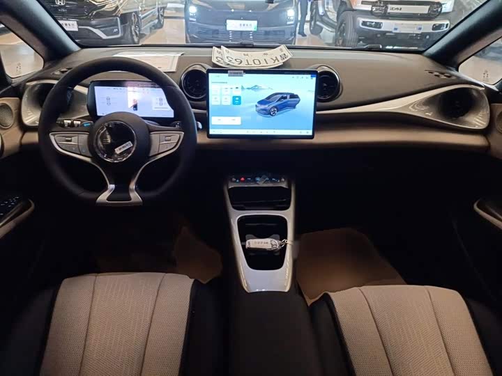 Фото 10 - BYD Dolphin