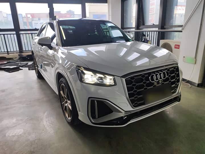 Фото 4 - Audi Q2L