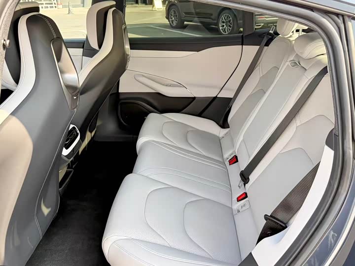 Фото 3 - Xiaomi SU7