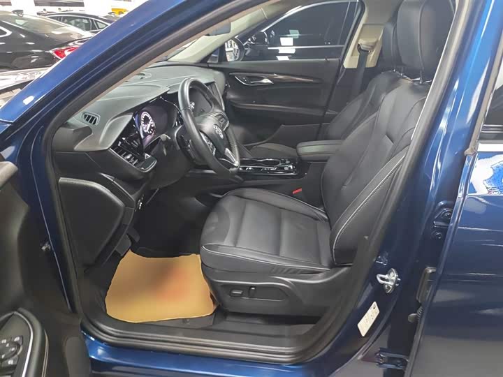 Фото 15 - Buick Envision Plus