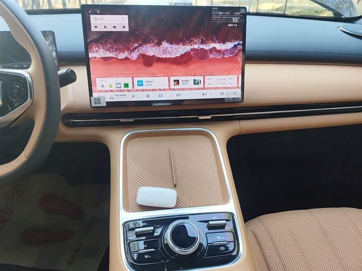 Фото 13 - Geely Galaxy Starship 7