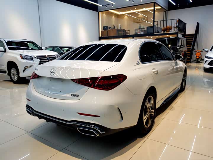 Фото 5 - Mercedes-Benz C-Class