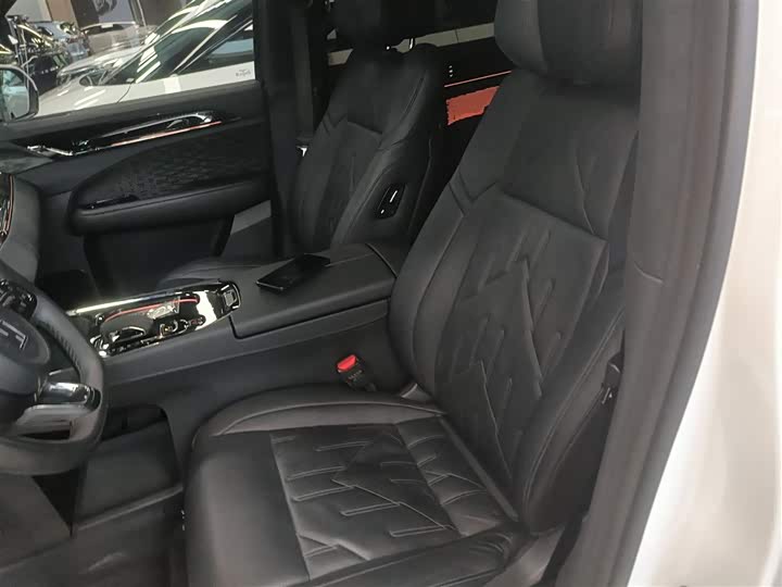 Фото 15 - Zeekr 009