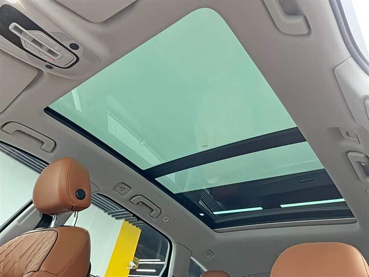 Фото 21 - Audi Q7