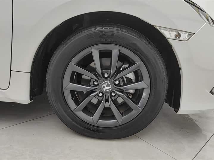 Фото 6 - Honda Civic