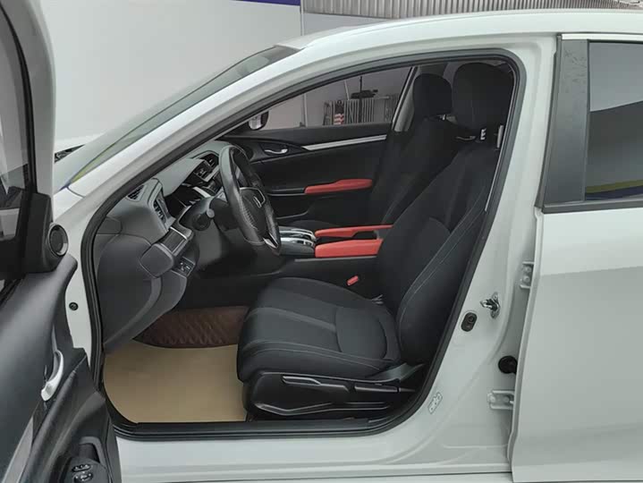 Фото 9 - Honda Civic