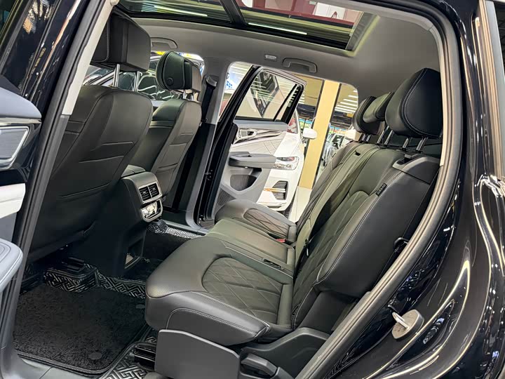 Фото 14 - Volkswagen Teramont Pro