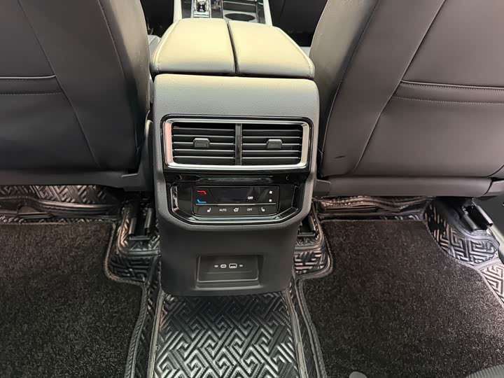 Фото 16 - Volkswagen Teramont Pro