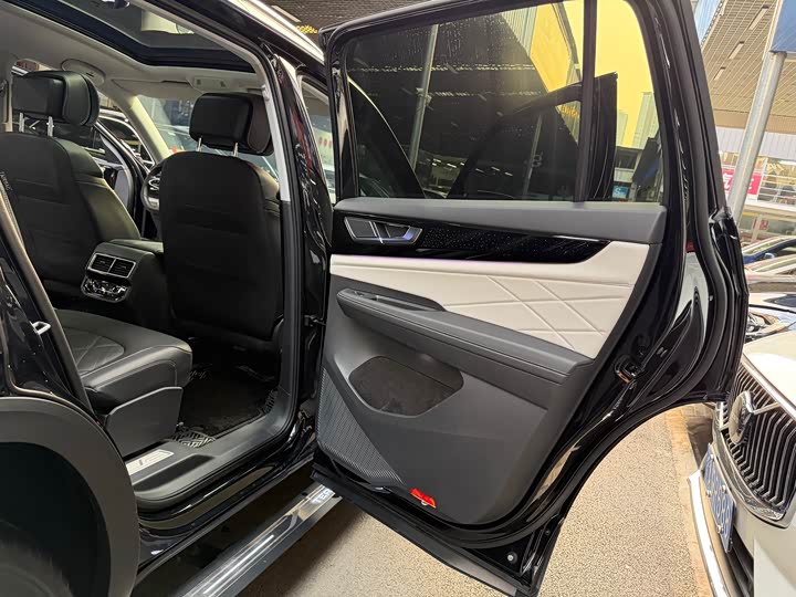 Фото 24 - Volkswagen Teramont Pro