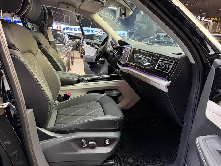 Фото 25 - Volkswagen Teramont Pro