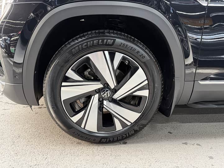 Фото 35 - Volkswagen Teramont Pro