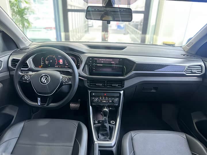 Фото 5 - Volkswagen T-Cross