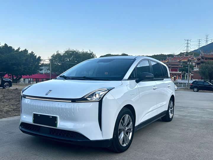 Фото 1 - Bestune NAT