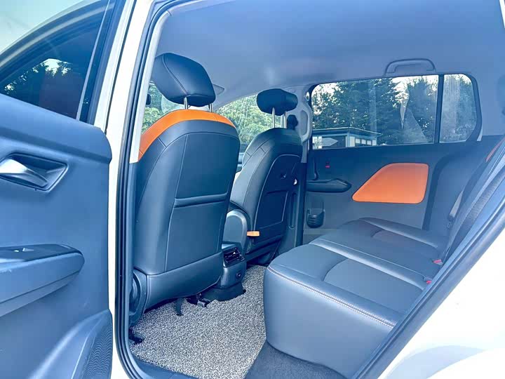 Фото 5 - Bestune NAT