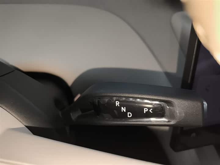 Фото 14 - Xiaomi YU7