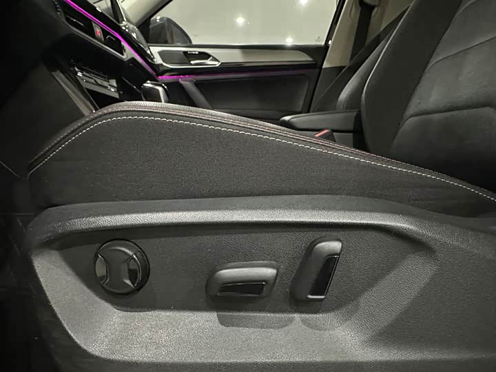 Фото 8 - Volkswagen Tayron