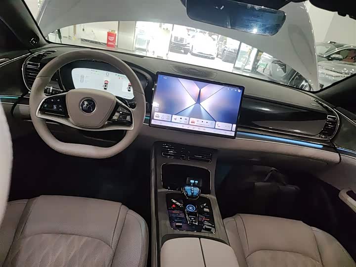 Фото 10 - BYD Han