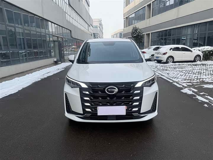 Фото 2 - GAC Trumpchi M6