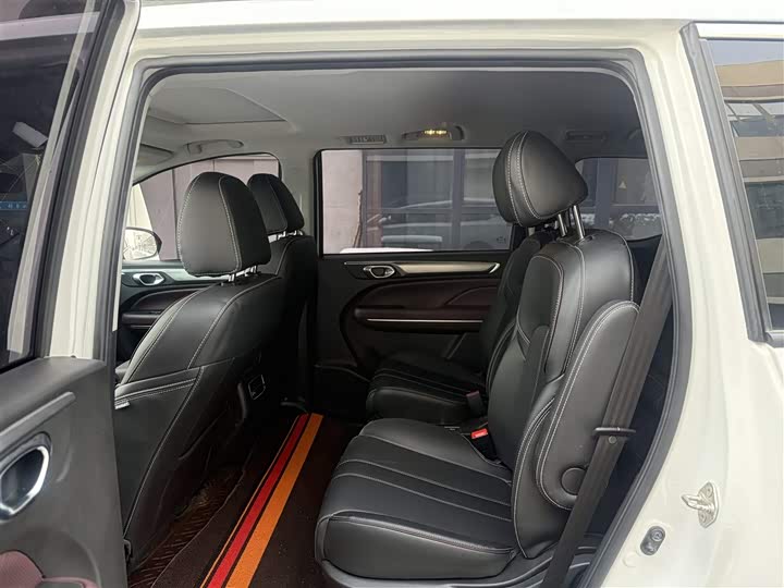 Фото 6 - GAC Trumpchi M6