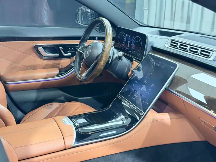 Фото 6 - Mercedes-Benz Maybach S-Class