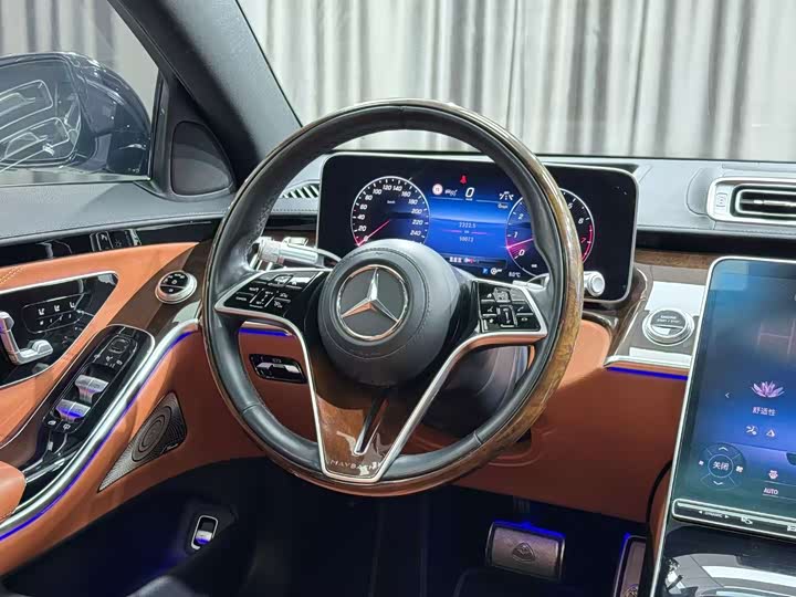 Фото 7 - Mercedes-Benz Maybach S-Class