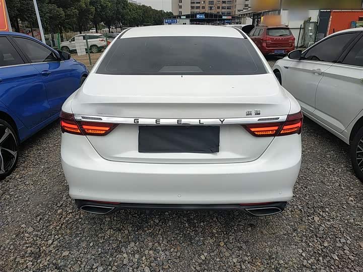 Фото 6 - Geely Binrui