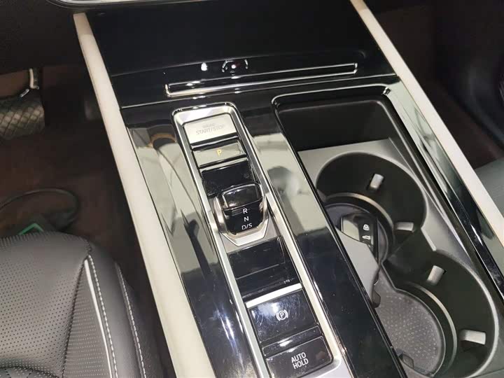 Фото 12 - Volkswagen Teramont Pro