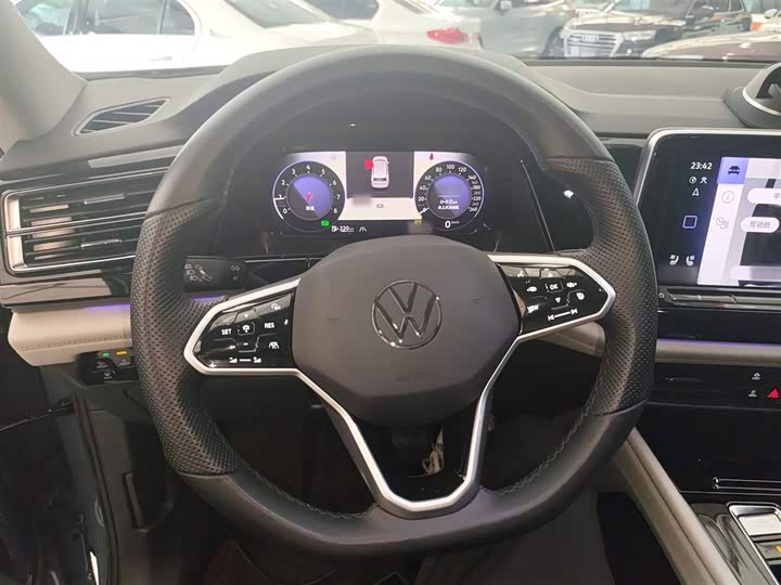 Фото 7 - Volkswagen Teramont Pro