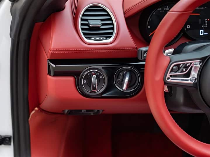 Фото 20 - Porsche 718