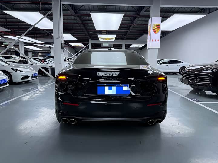 Фото 19 - Maserati Ghibli