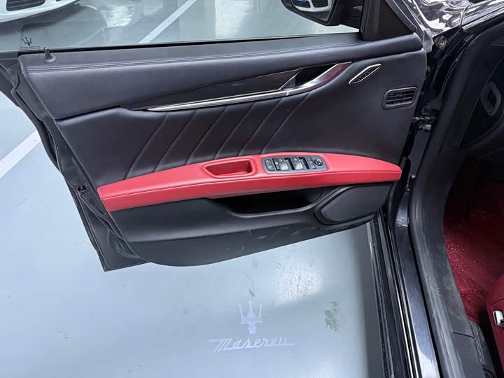 Фото 6 - Maserati Ghibli