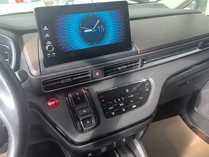 Фото 13 - Honda Odyssey