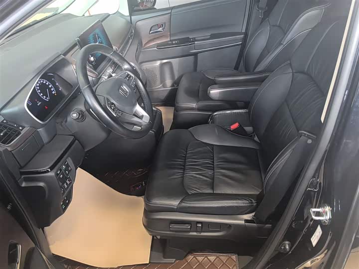 Фото 15 - Honda Odyssey