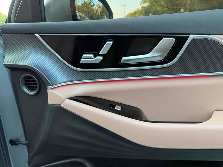 Фото 17 - Chery Tiggo 8L